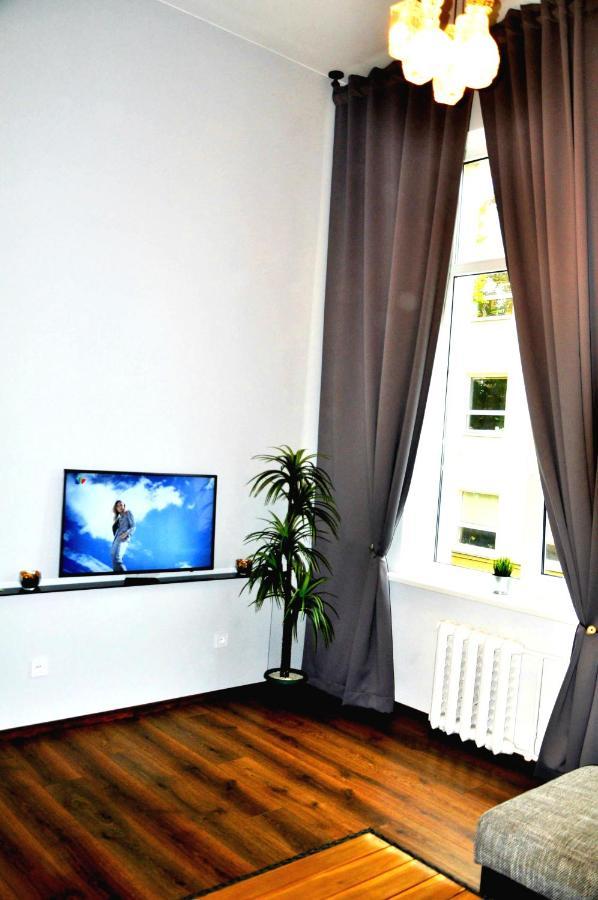 Loft Studio Apartment In Old Town Klaipeda Exterior photo